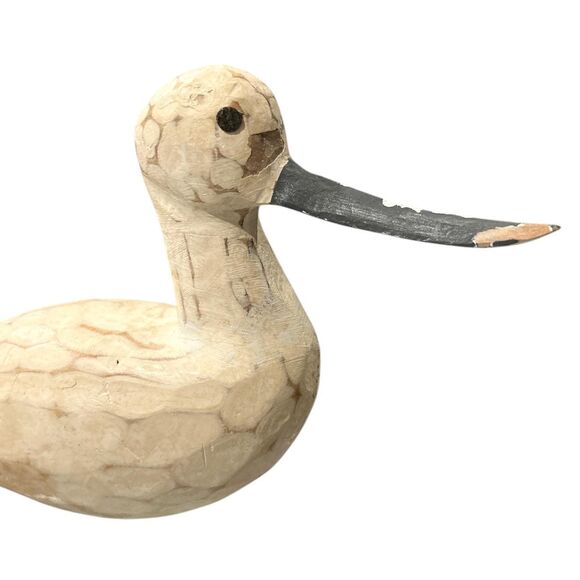 Standing Rustic White and Gray Wood Carved Bird Decoy Figurine - Picture 3 of 7